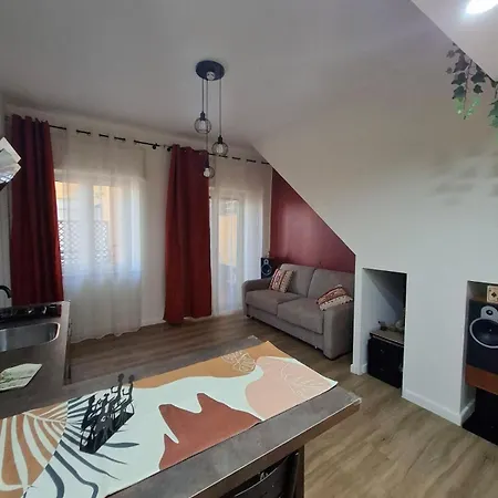 Holiday home Faccia Gialla *