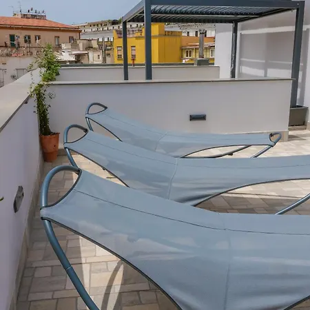 Rooftop Parthenopeo Contemporary Affittacamere *