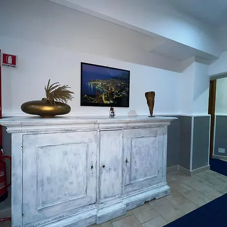 Hotel Martini 3*
