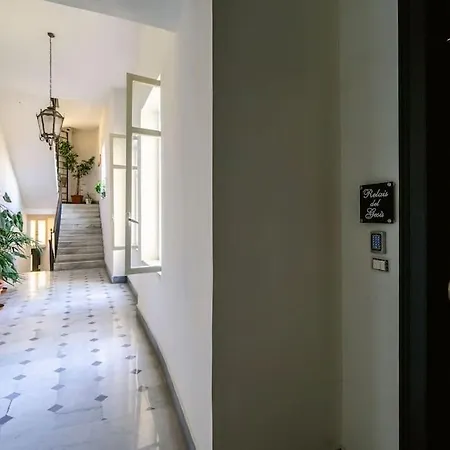 Relais Del Gesu, Centro Storico Apartment