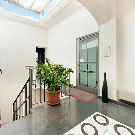 Bed & Breakfast Attico Partenopeo