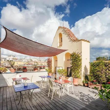 Attico Partenopeo Bed & Breakfast 4*