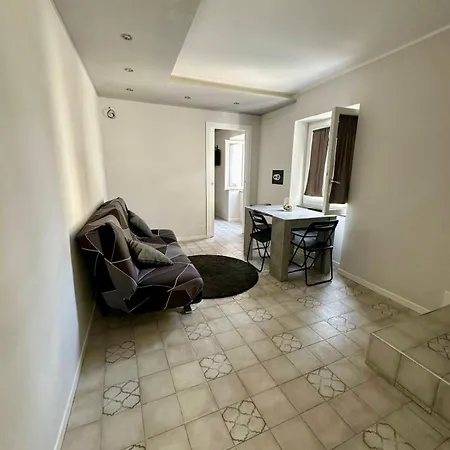 Toto Peppino House Holiday home *