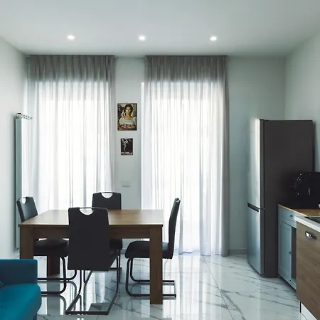 Apartment Tema - Dimore Partenopee Naples