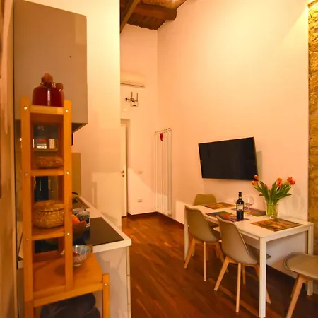 La Casa Di Apollo Neapel