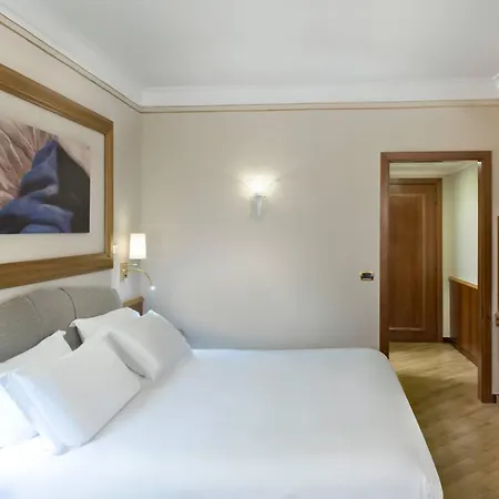 Otel Renaissance Mediterraneo