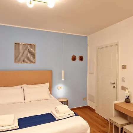 Maison Tarante Naples