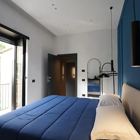 Myto Relais * Napoli