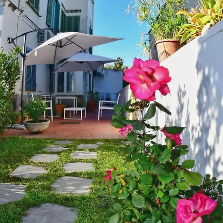 Casa Giulia Azzurra Sirena * Naples