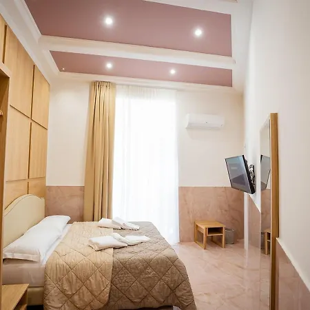 Medina Art & Lifestyle H., By Clapa Group Dislocated Hospitality Guest house Naples