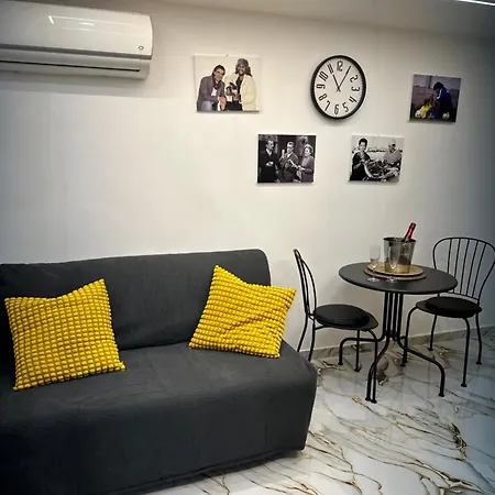 Sanita Bed & Breakfast *