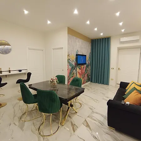 Luxury House Tina * Napoli
