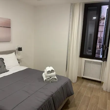 Guest house Residenza Trinita Naples