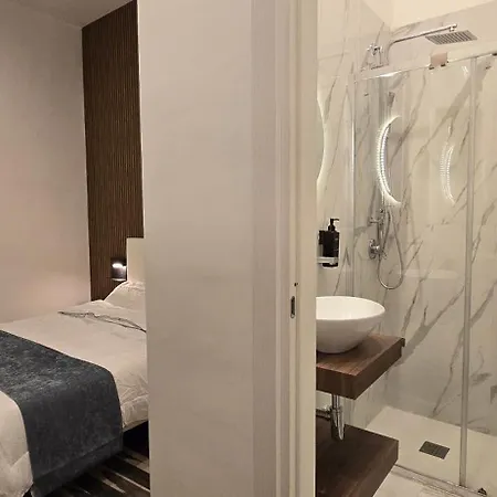 Napoli Central Stay Rooms *
