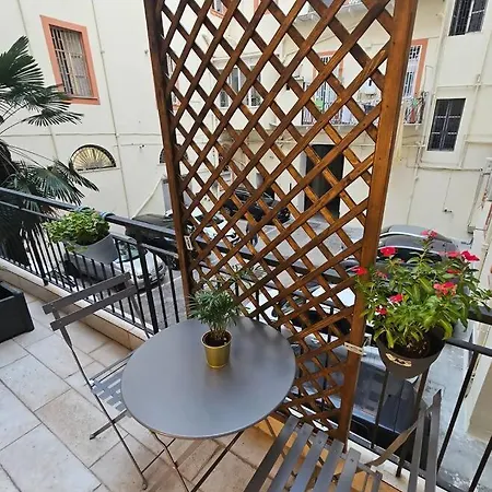 Daymoon House Vanvitelli Nápoles