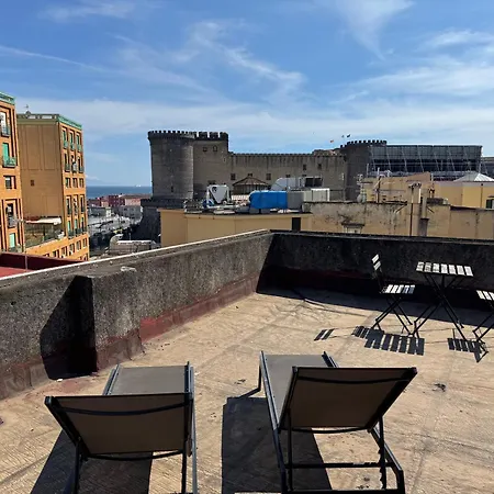 Апартаменты Amazing And Penthouse With Terraces In The Heart Of Неаполь