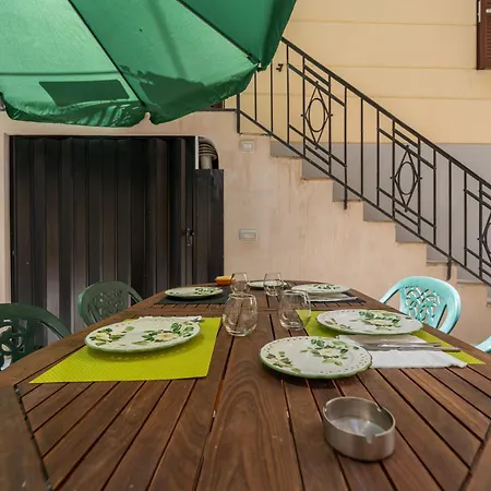 Appartamento Maison Sanfelice Napoli