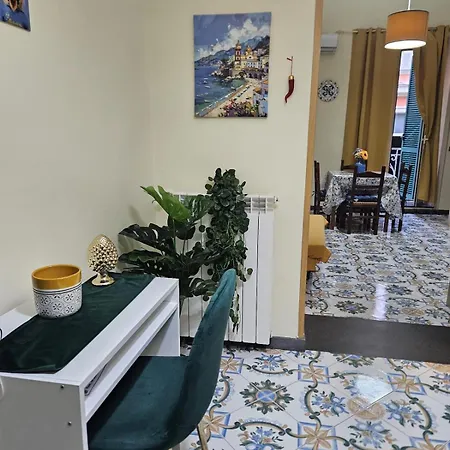 Maison Nonna Raffaela A Toledo * Neapol