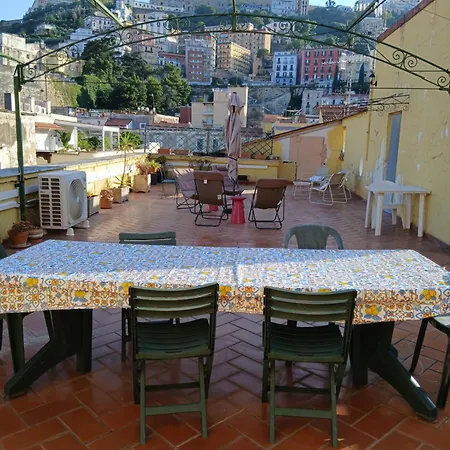 Apartament Napoli Central City Neapol