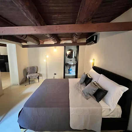 Maison d'hôtes The Neapolitan Bb Palazzo Carafa Della Spina Naples