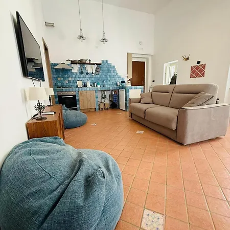 Dimora Paladino Bed and Breakfast *