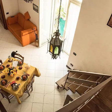 Casa Ferrasio Neapol