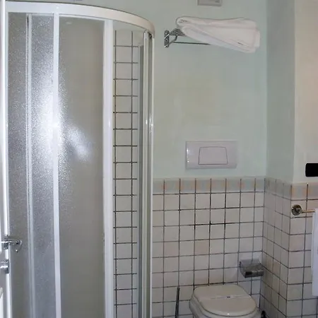 Отель Clarean 3*