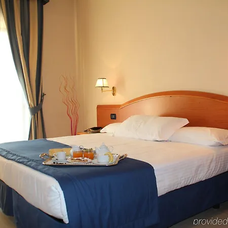 Europa Hotel 3*