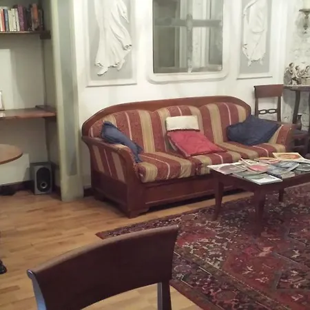 Miseria E Nobilta' Nocleg ze śniadaniem