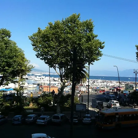 Hotel Mergellinaresort Neapol