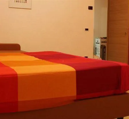 Bovio Modern Couette-café Naples