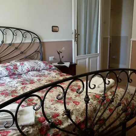 Nocleg ze śniadaniem At Lettieri Neapol