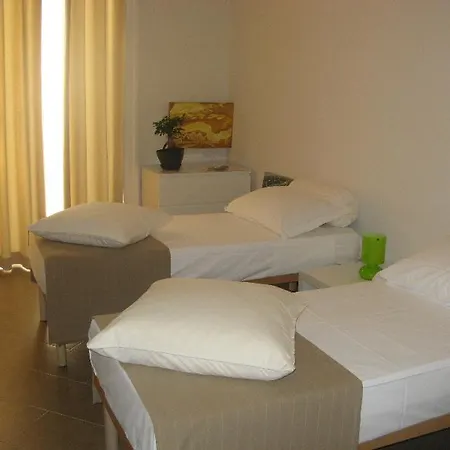 Ibed 2* Napoli