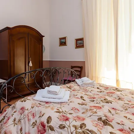 Nocleg ze śniadaniem At Lettieri 4*