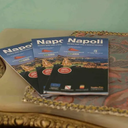 Oda ve Kahvaltı Residenza Via Dei Mille Napoli