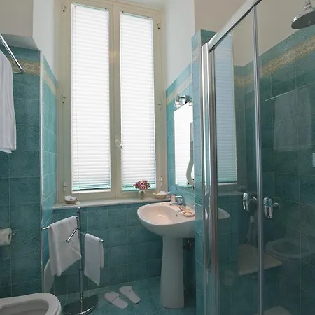 Oda ve Kahvaltı Residenza Via Dei Mille 5*
