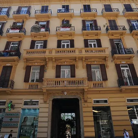 Residenza Via Dei Mille Oda ve Kahvaltı 5*