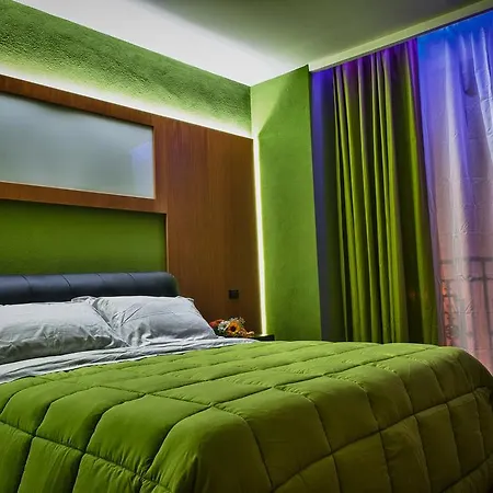 Hotel Angioino & 3*