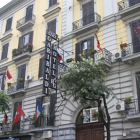 Garibaldi 3*