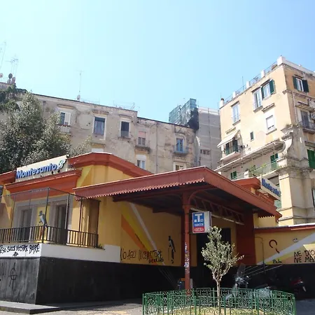 Casa Ferrasio * Neapol