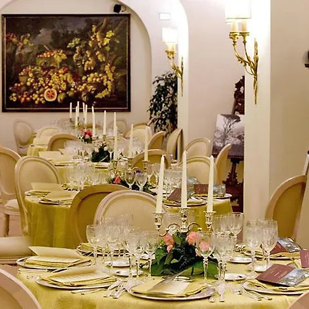 Hotel Palazzo Alabardieri Nápoles