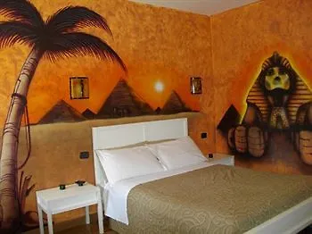 La Corte 3* Napoli