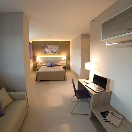 Hotel Cristina 3*