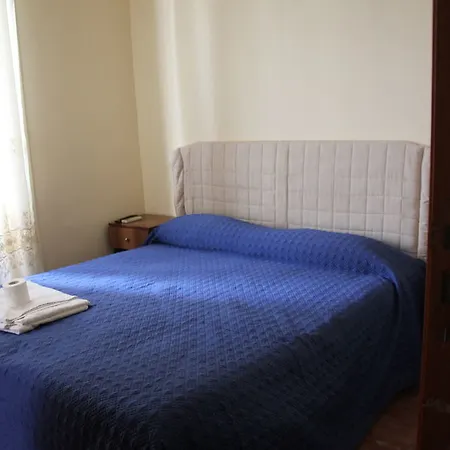 Elia Bed & Breakfast 2*