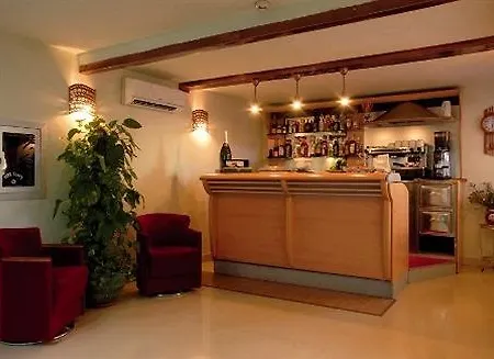 Eden 3* Napoli