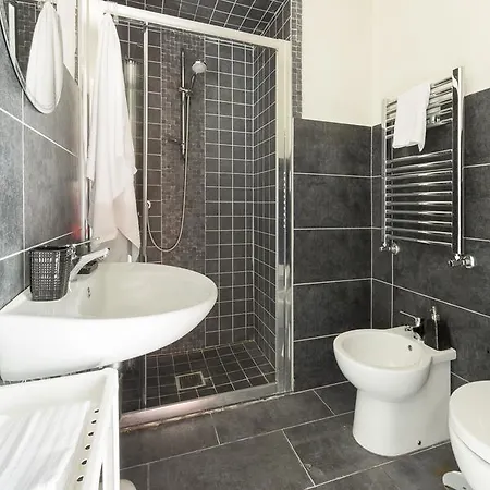 Rosaroll Bed & Breakfast 2*
