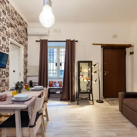 Borgo S. Antonio Abate I - Bh 89 Napoli