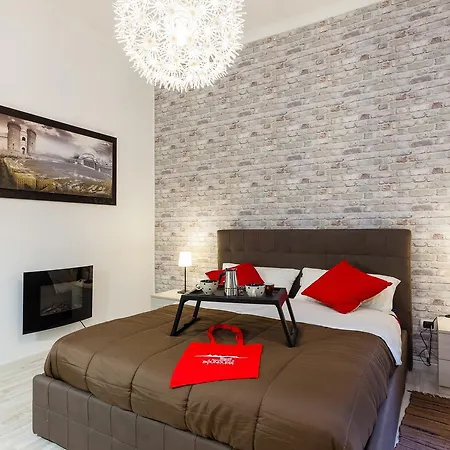 Borgo S. Antonio Abate I - Bh 89 Appartamento Napoli