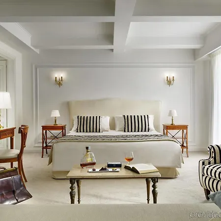 Grand Parker's 5* Nápoly