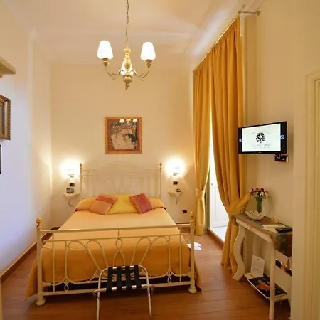Oda ve Kahvaltı Residenza Via Dei Mille
